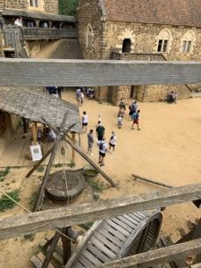 Duchêne Charpentes - Arbois- Jura - visite du château de Guédelon avant les vacances d'été