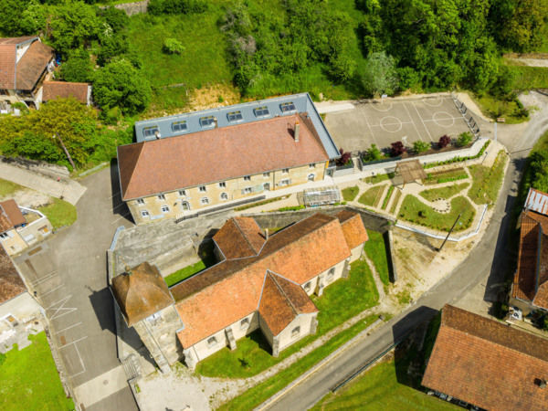 Modification et Aménagement de la MAIRIE et Ecole - Duchêne Charpentes - Arbois - Jura